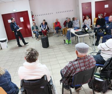 Démarchages et cambriolages : les seniors sensibilisés, à Flers