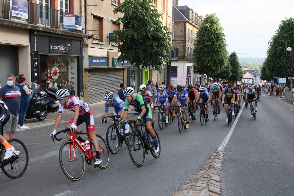 Course cycliste Gouvenou à Flers - édition 2021