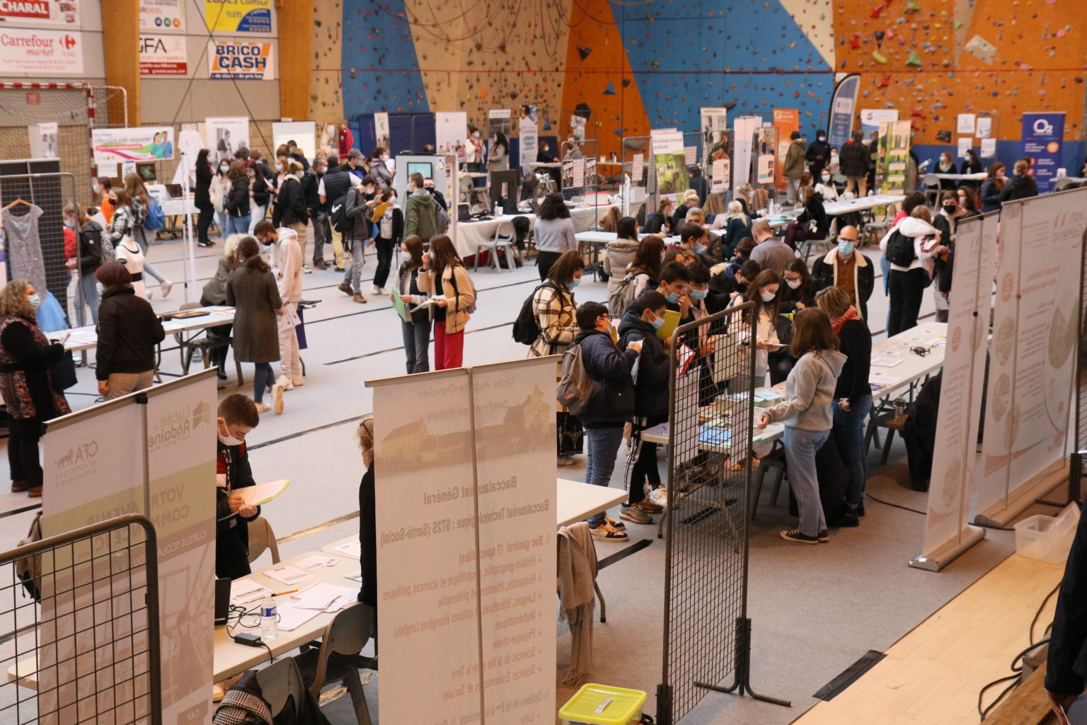 Forum des métiers et de l'emploi Flers Agglo