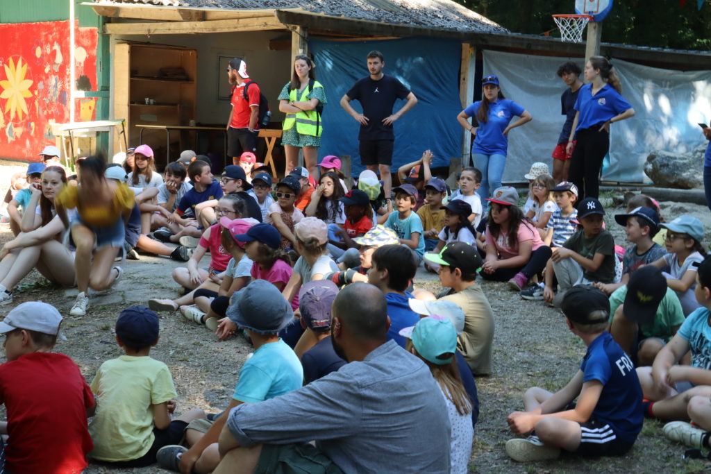 81 enfants des centres de loisirs de Flers Agglo ont passé une journée à Saint-Clair-de-Halouze.