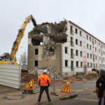 La démolition des Rubis, quartier Saint-Michel, à Flers, a commencé