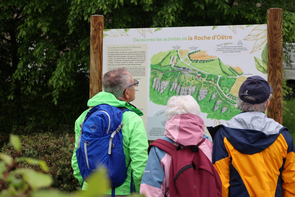 2023.05.09 Inaug signalétique de la Roche d'Oëtre et des gorges de la Rouvre (3)