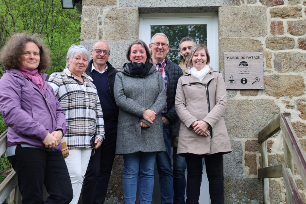 2023.05.09 Inaug signalétique de la Roche d'Oëtre et des gorges de la Rouvre (9)