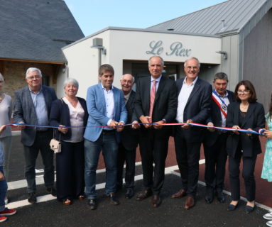 À Briouze, la salle du Rex, entièrement rénovée, rouvre ses portes au public