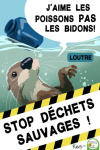 La loutre n'aime pas les bidons !!