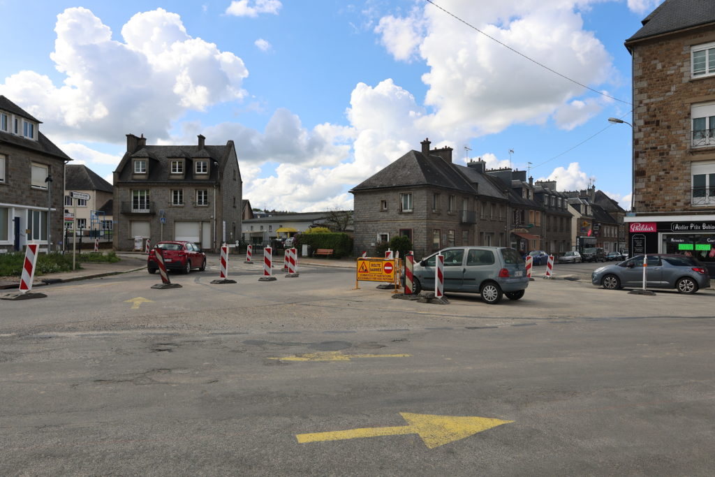 2024.05.17 Travaux place du 14-juillet rue de Domfront (1)