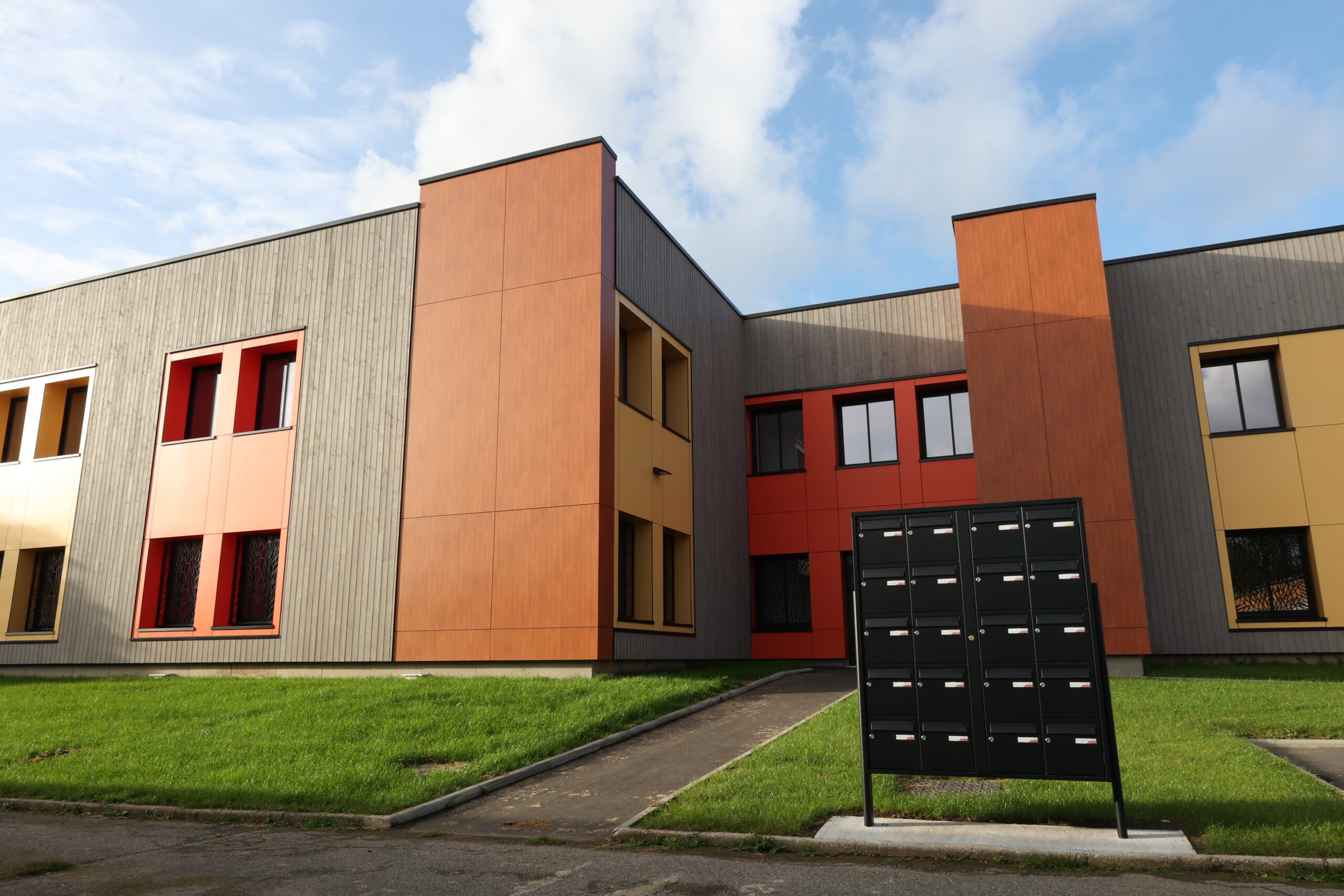 Le nouveau bâtiment du village associatif de Flers