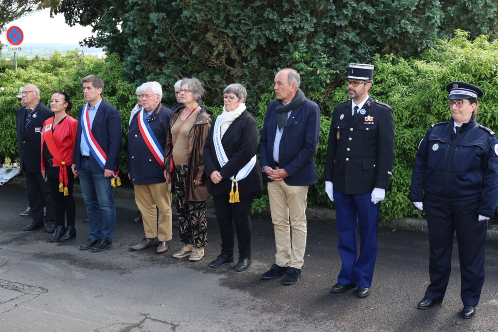2025.06.06 81 anniversaire du bombardement de Flers (2)