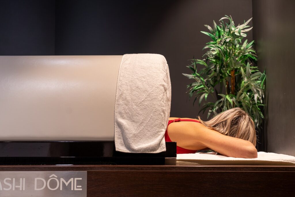 Iyashi Dôme (sauna japonais)