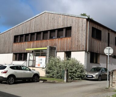 Travaux de rénovation de la toiture de la MJC de Flers