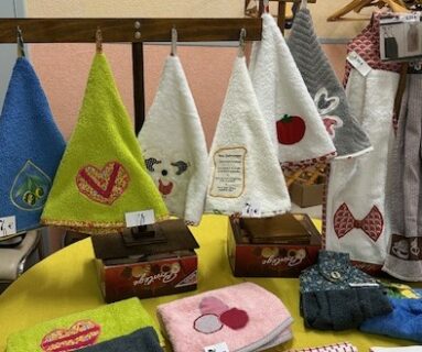 Exposition-vente de l'UNRPA