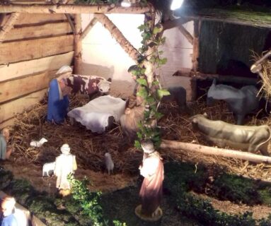 Exposition  de crèches