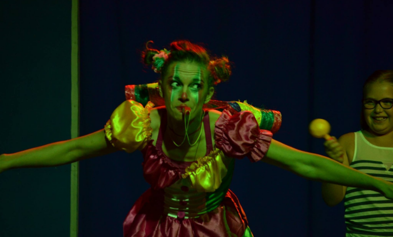 Chloé Rasero du cirque Tempo