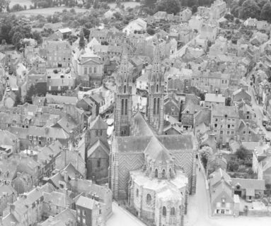 Atelier d'initiation à la recherche : Faire l'histoire des bâtiments communaux