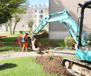 Enedis renouvelle près de 2 km de réseau électrique, quartier Saint-Michel, à Flers