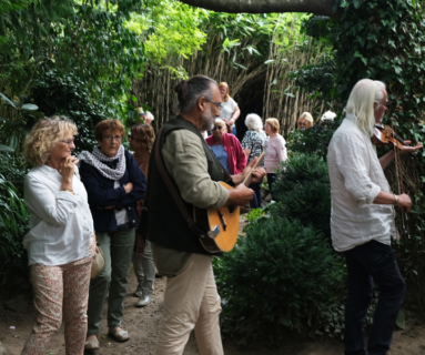 Lectures et musique au jardin Intérieur à Ciel Ouvert