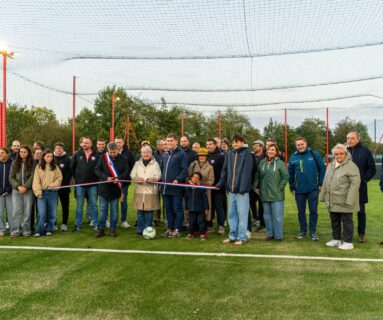 Un terrain de foot à cinq en synthétique aménagé à Briouze