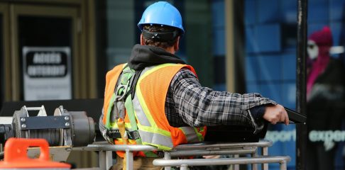 construction-worker-gd244c63c8_1920